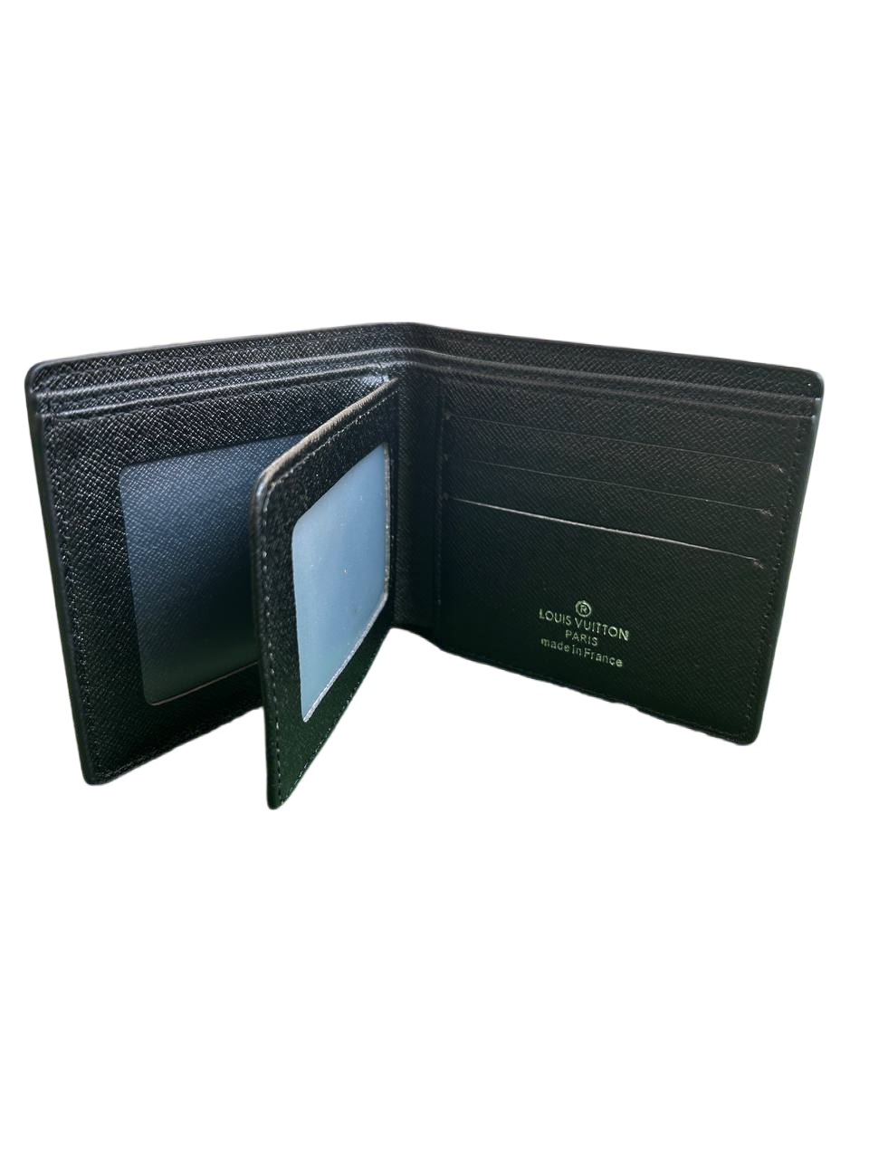 Портфейл LV